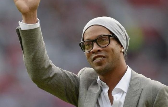 1 ronaldinho 6090898