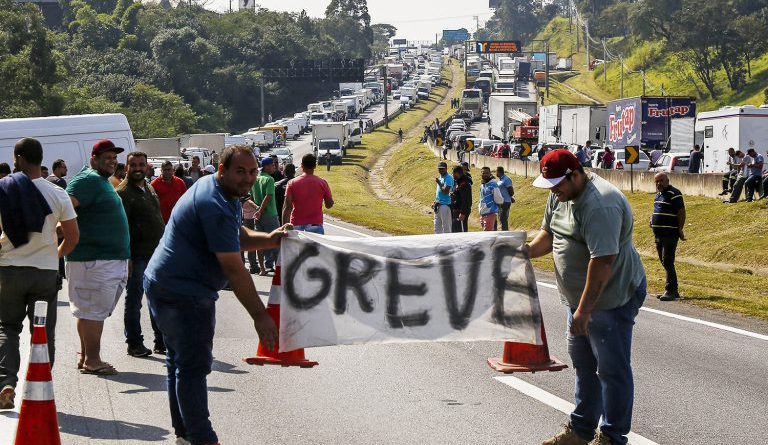 brasil greve caminhoneiros 20180524 0020 copy 768x512