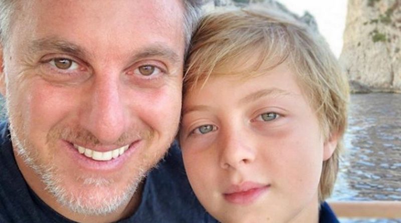 xLuciano Huck e seu filho Benicio que sofreu acidente enquanto praticava wakeboard.png.pagespeed.ic .R8HpWYshfJ