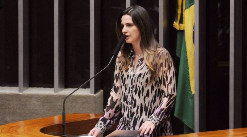 clarissa garotinho