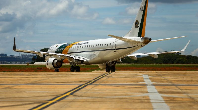 avioes fab resgate brasileiros china 050220 6255