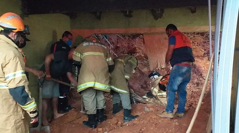 desabamento rio bonito