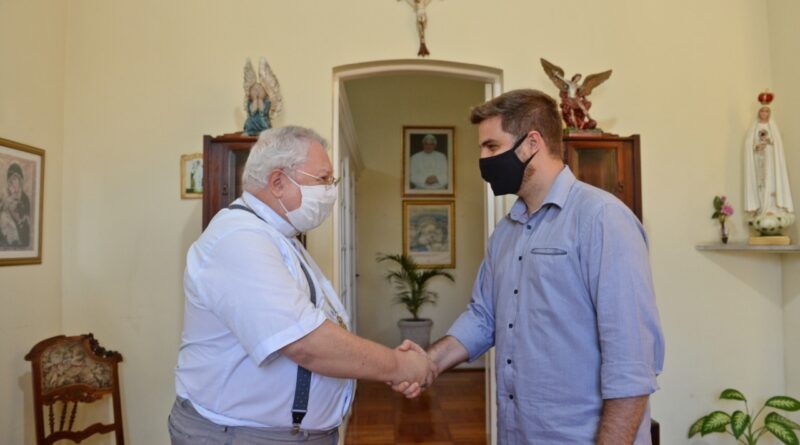 4b7b2078 ce48 493c bb80 6796b88f5391 Easy Resize.com