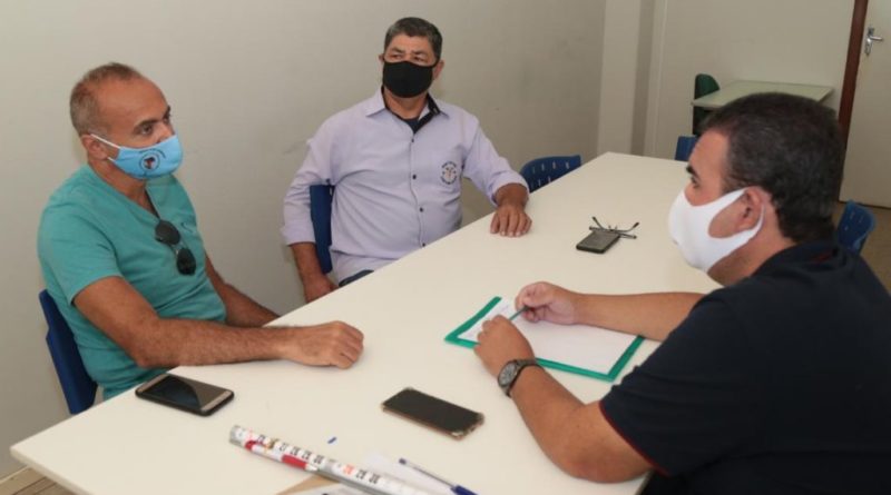 Prefeitura se reune com representantes do comercio Wagner Fraga ASCOM SFI 1 e1611321204788 1024x597 1