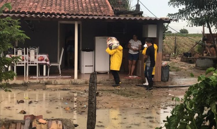 Forca tarefa para auxiliar familias afetadas pelas chuvas Maria Oliveira ASCOM SFI 1 e1614189653265 750x504 1