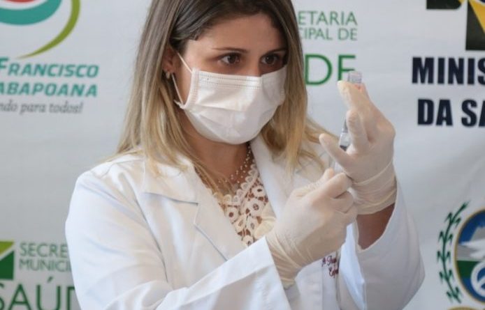 Primeira vacina contra Covid 19 Wagner Fraga ASCOM SFI 1 e1611240257633