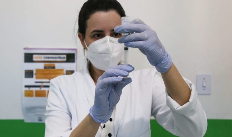 Vacina covid 1 e1617810733527 750x501 1