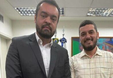 Castro confirma exoneração de Washington Reis, mas repreende atitude de Bacellar