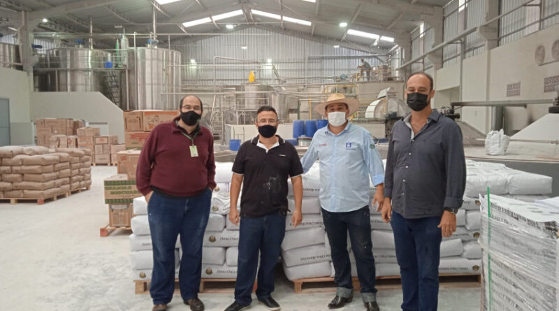 463052dad9377fe2445d3b1bfb5f62a3 XL