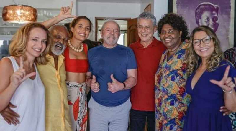 Lula 25 600x400 Easy Resize.com