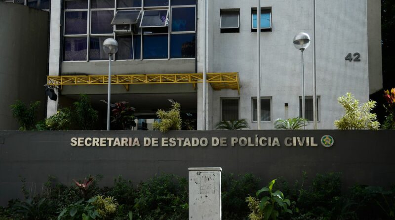 fachada da secretaria de estado da policia civil no centro do rio de janeiro1006219441