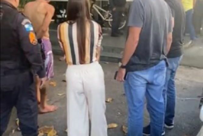 Tesouradas Soho 367x360 1