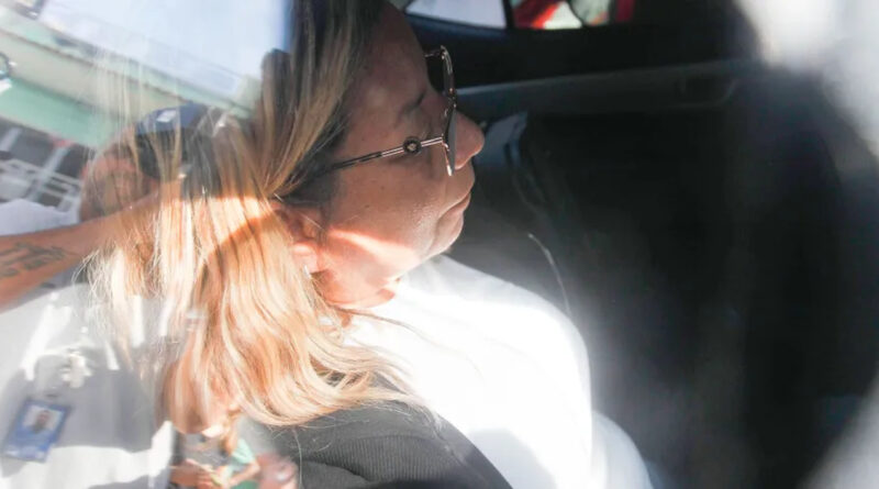 adriana belem Easy Resize.com