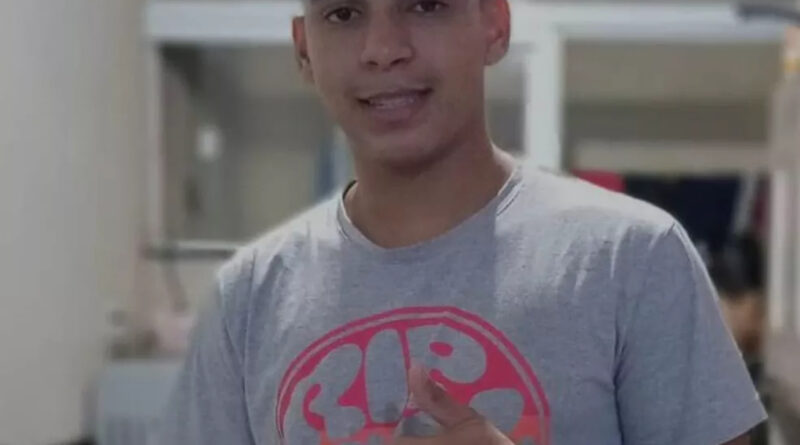 kleiton sousa Easy Resize.com