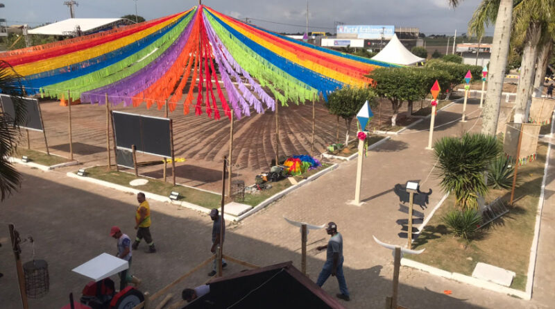 0ee70163e29bae5db9d4be0d088a4c1c XL