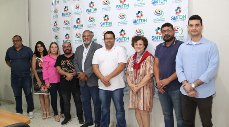 5778877be1a35482f319be586a4e5dc3 XL