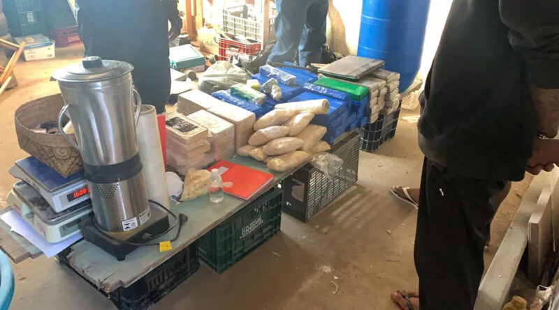 campos drogas Easy Resize.com