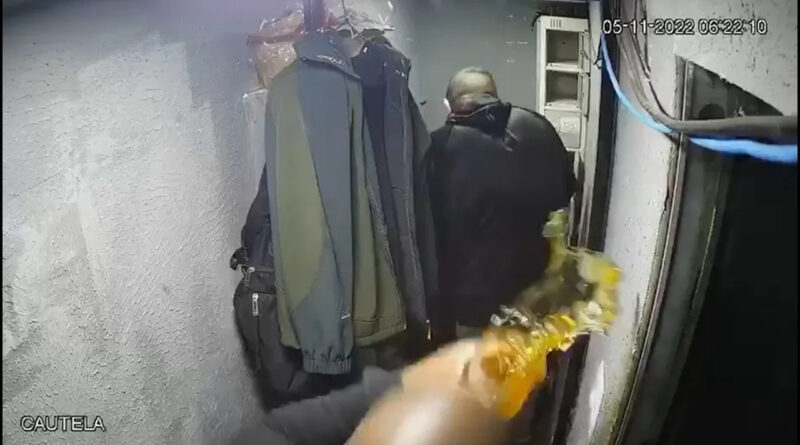 thumbnail frame Easy Resize.com