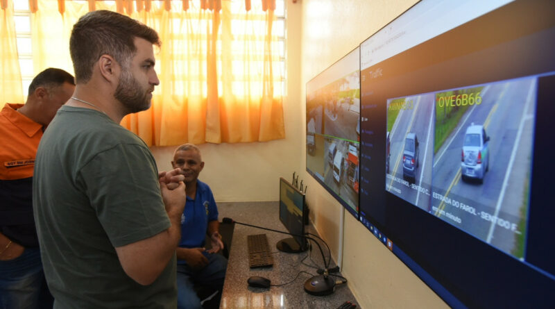 with 209051 Easy Resize.com