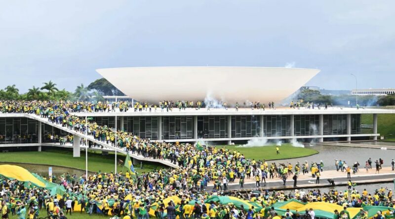 101699553 supporters of brazilian former president jair bolsonaro hold a demonstration at the esplan Easy Resize.com