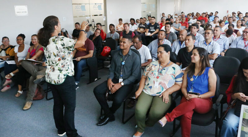 with 209389 Easy Resize.com