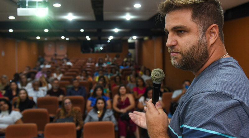 with 209549 Easy Resize.com