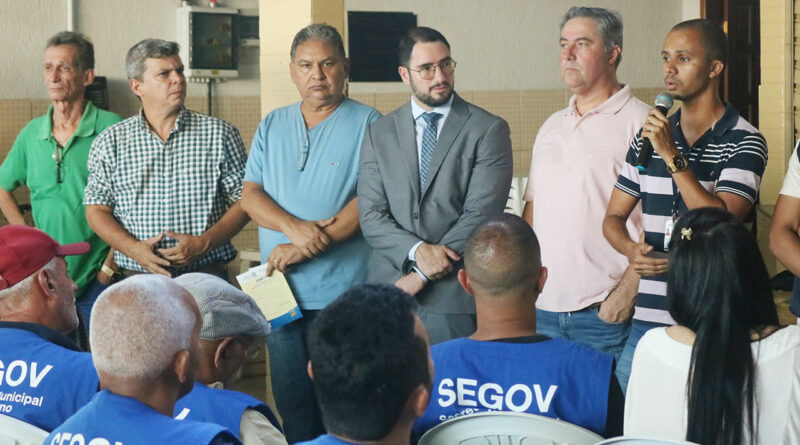 with 209624 Easy Resize.com