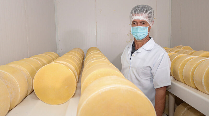 with 209731 Easy Resize.com