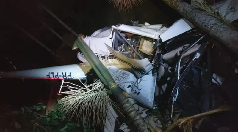 helicoptero cai e duas pessoas morrem na zona rural de vargem alta 974469 article Easy Resize.com