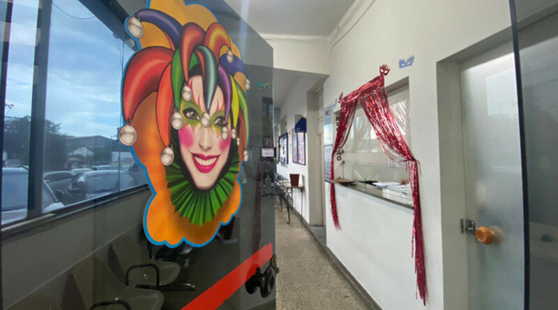 with 210778 Easy Resize.com