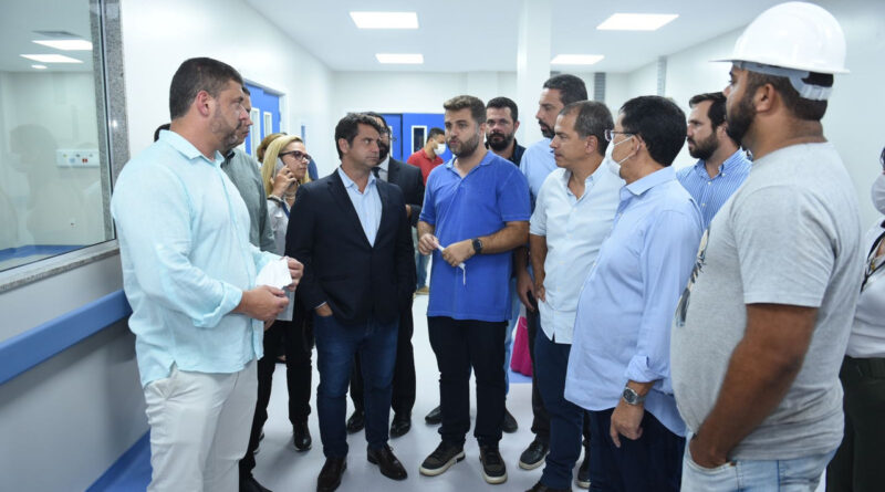 with 211063 Easy Resize.com