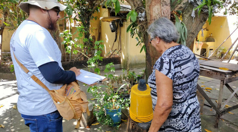 with 211388 Easy Resize.com