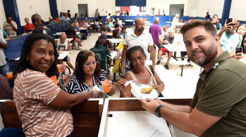 with 211452 Easy Resize.com