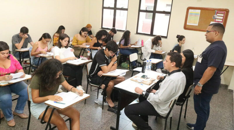 with 212943 Easy Resize.com