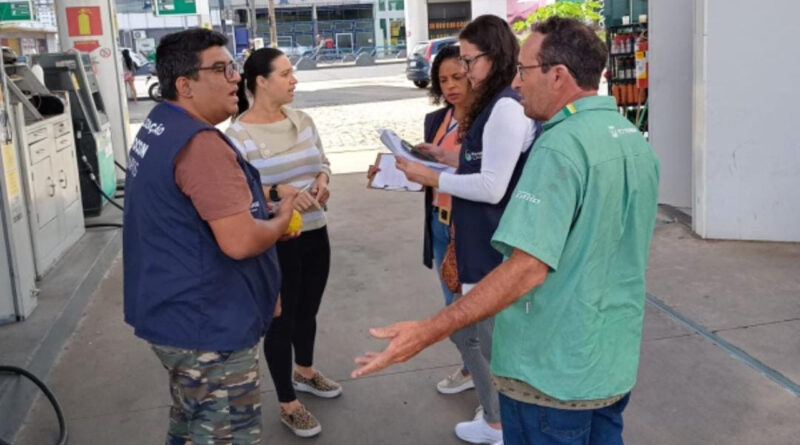 with 214111 Easy Resize.com