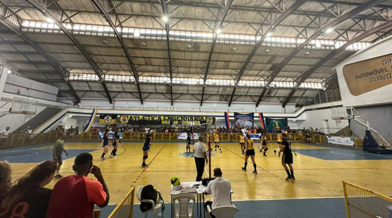 with 215330 Easy Resize.com