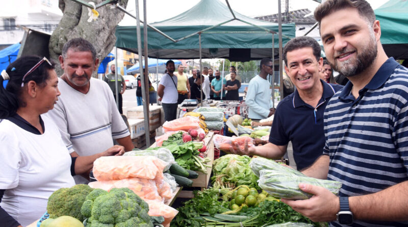 with 216636 Easy Resize.com