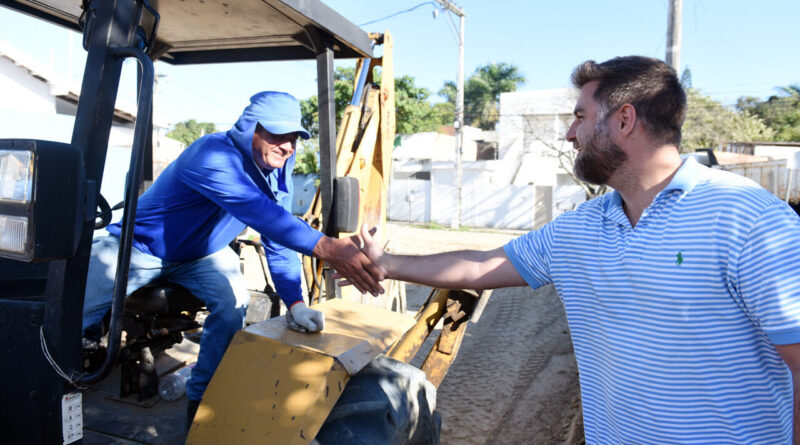 with 217174 Easy Resize.com