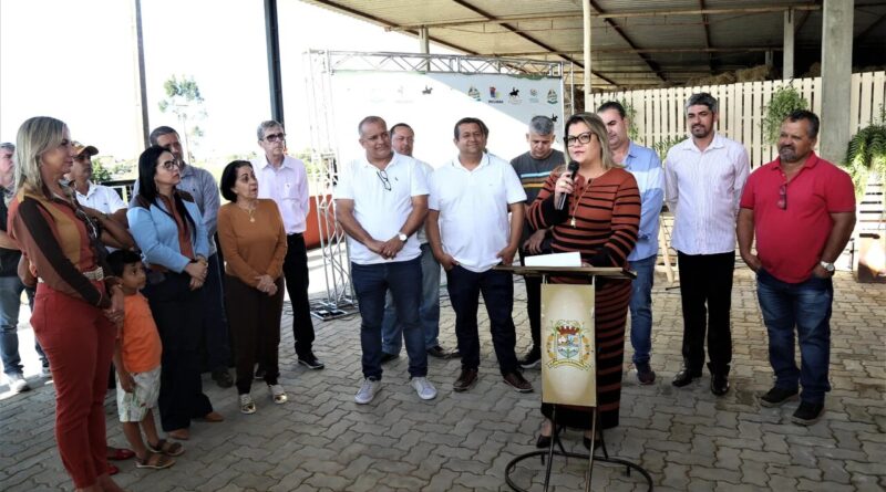 Prefeitura lanca Centro de Equoterapia em parceria com o Haras Galopante ASCOM SFI Wagner Fraga 15 Easy Resize.com