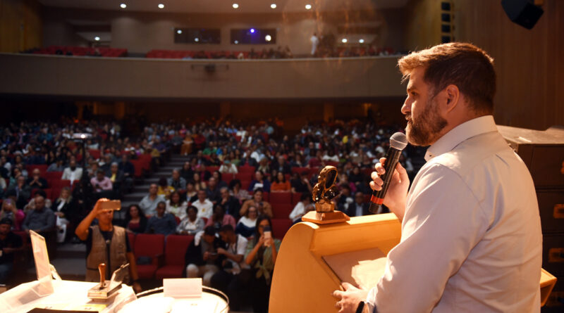 d51affc9bba7378377bee0281c0175fe