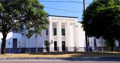 Educação de Campos convoca 260 profissionais para apresentação de documentos de titularidade