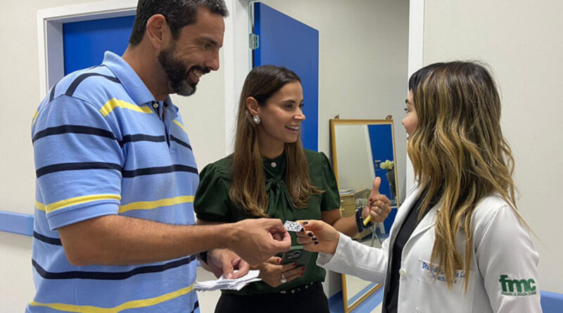 with 218016 Easy Resize.com