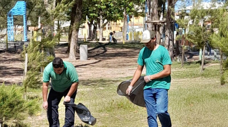 32e0741e68cabc7552333046597de1b4 XL Easy Resize.com