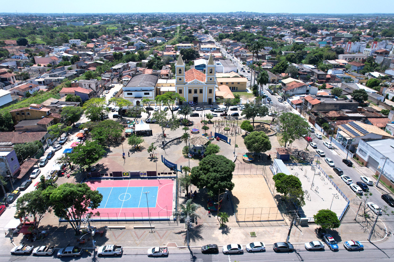 Wladimir inaugura revitalização da Praça Santo Antônio e anuncia nova Orla