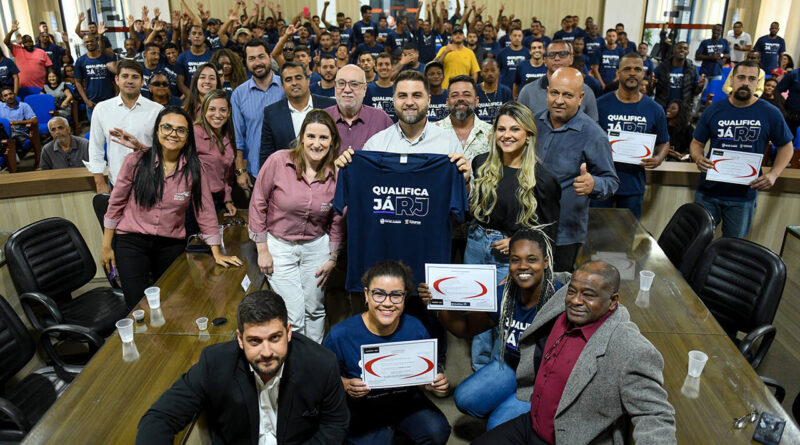 with 220362 Easy Resize.com