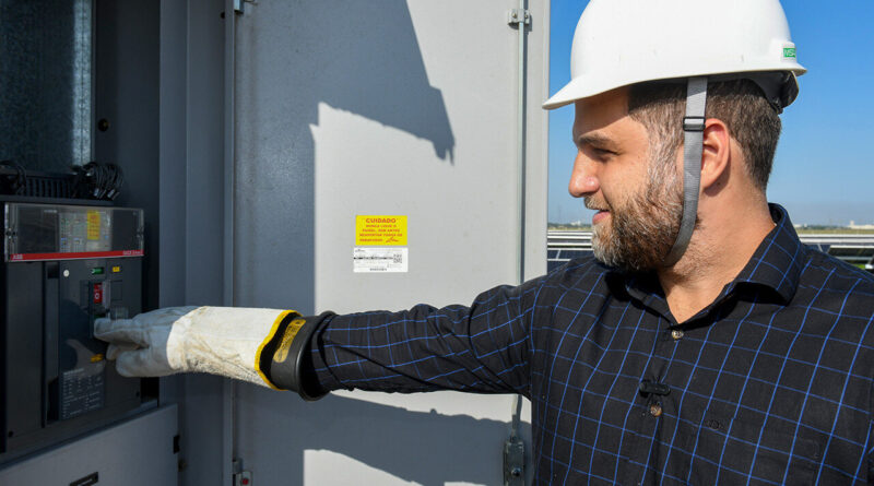 with 220554 Easy Resize.com