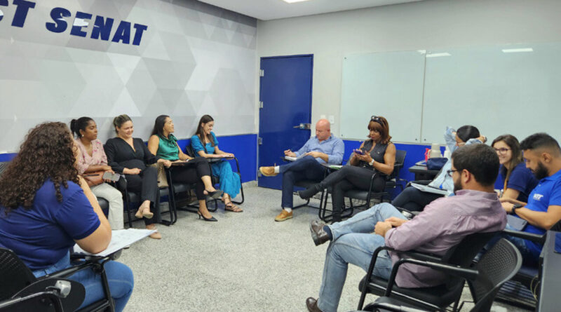 with 221716 Easy Resize.com