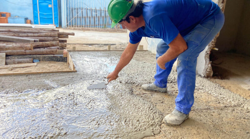 with 223174 Easy Resize.com