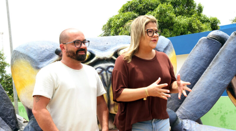 e8658cb4a1b6dba2ad4d07e8c6d174b9 XL Easy Resize.com