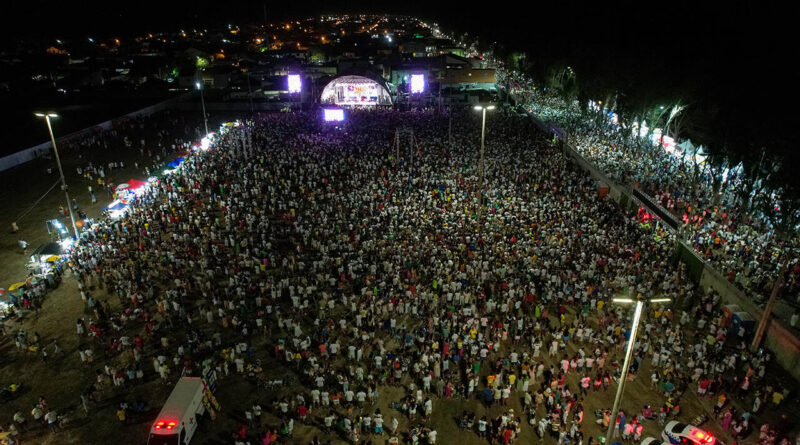 with 223804 Easy Resize.com